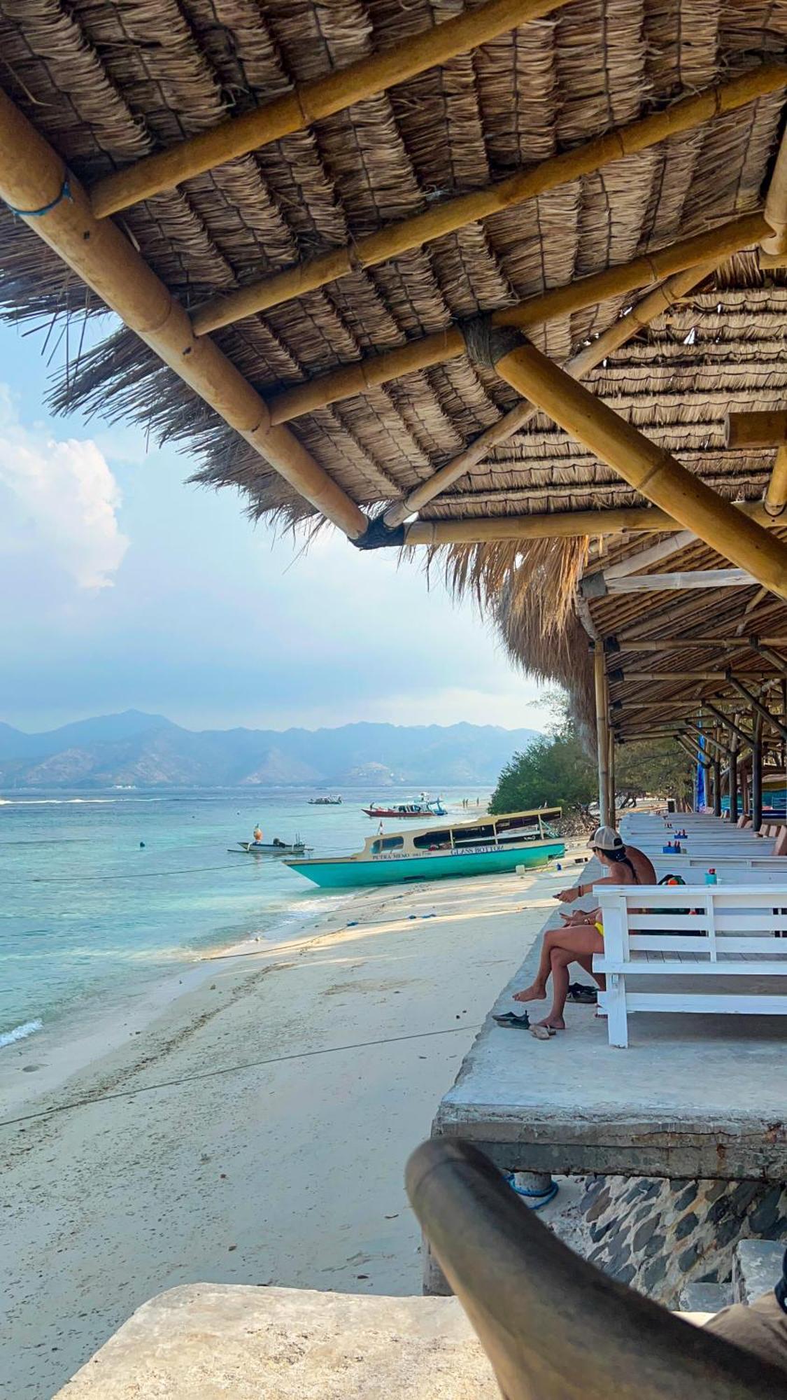 Bronze Bungalows Gili Meno Exterior photo